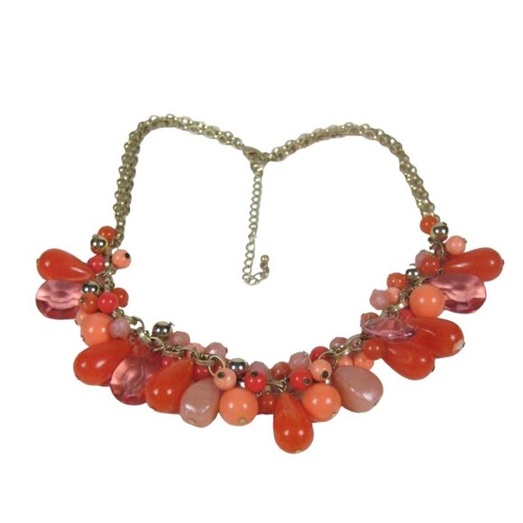 Goldtone Chain Plastic Beaded Charm Necklace 21 Inch Festival Runway Statement - Picture 8 of 9